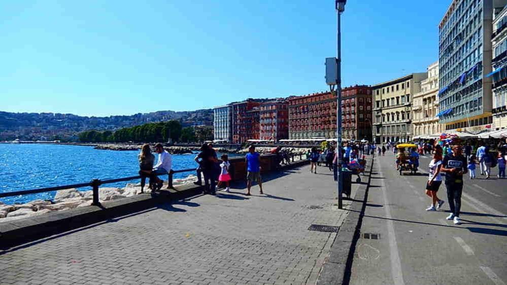 Salotto Mergellina Napels